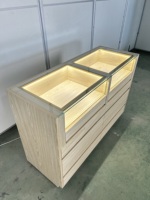 Vitrine optique autoportante en bois de chêne clair avec dessus en verre, dix tiroirs et éclairage LED, certifiée CE ETL pour magasin d'optique