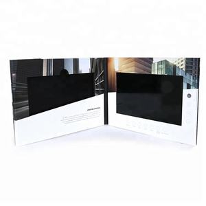 Offre Spéciale : <span class=keywords><strong>Lecteur</strong></span> Vidéo Numérique IPS LCD 7 Pouces Style Musical pour Cartes d'Invitation - Coffret Cadeau Personnalisable - Product Image 2