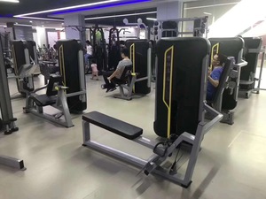 Attrezzatura Commerciale a Carico Selezionabile LAND Fitness: Macchina per Vogatore Seduto con Telaio Rinforzato e Imbottitura Confortevole per l'Allenamento dei <span class=keywords><strong>Muscoli</strong></span> della <span class=keywords><strong>Schiena</strong></span> - Product Image 4