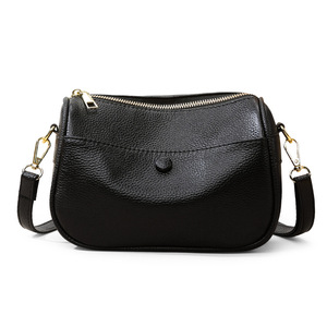 Sac fourre-tout décontracté en cuir souple de luxe pour femme, grand sac à bandoulière de créateur pour femme - Product Image 2