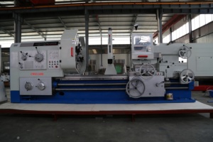 Tornio Manuale Orizzontale per Impieghi Gravosi CW61140 con Cono Mandrino 220V per Tornitura di Alberi Lunghi 3000mm - Product Image 5