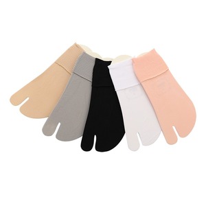 Chaussettes <span class=keywords><strong>Tabi</strong></span> élastiques à deux orteils, chaussettes à volants pour sandales japonaises, assorties pour hommes, femmes, unisexe - Product Image 2