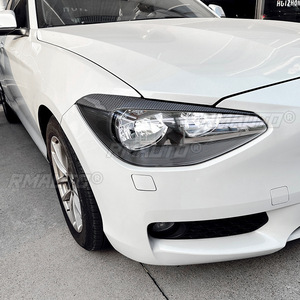Autocollants pour les sourcils des phares avant de voiture, aspect noir brillant/carbone, pour BMW Série 1 F20 F21 2011-2014 - Product Image 4