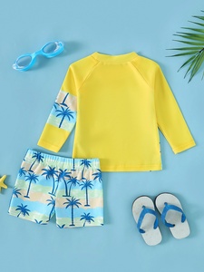 Ensemble deux pièces en polyester pour garçons, <span class=keywords><strong>maillot</strong></span> <span class=keywords><strong>de</strong></span> <span class=keywords><strong>bain</strong></span> d'été, imprimé SURF, fond jaune, manches longues, short rayé à imprimé complet <span class=keywords><strong>de</strong></span> noix <span class=keywords><strong>de</strong></span> coco - Product Image 2
