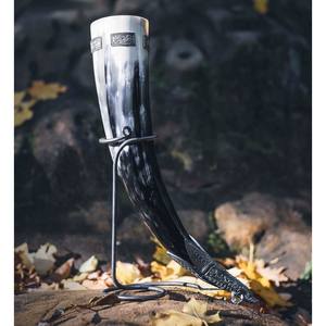 NUEVO Cuerno de diseño popular con soporte Cuerno de vikingos hecho a mano genuino para vino Taza de cuerno original con soporte y correa de cuero - Product Image 4