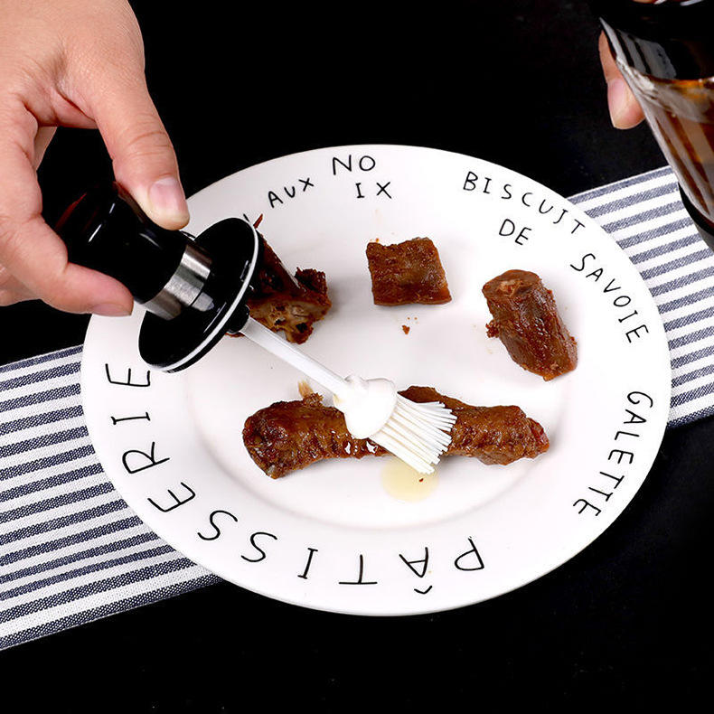 แปรงทาเครื่องปรุง + กล่องกระดาษ