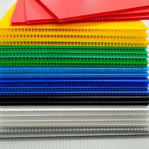 Lámina de Polipropileno Corrugado <span class=keywords><strong>Coroplast</strong></span> de 4 x 8 pies, 2-6 mm de Grosor, 48 x 96 Pulgadas - Product Image 1