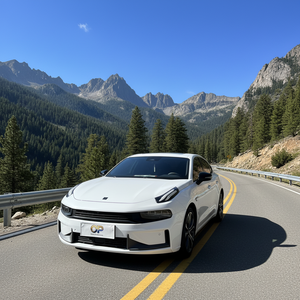 中国制造的 Lynk & Co 03 2019 <span class=keywords><strong>1</strong></span>.5TD 二手 7DCT 涡轮增压 <span class=keywords><strong>1</strong></span>.6L 汽油车 R18 轮胎 皮革座椅 左侧驾驶 适合日常通勤 - Product Image 1