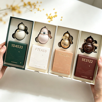 Coffret Cadeau Désodorisant Voiture Luxe Vert et Or avec Couvercle et Base Rigides, Insert en EVA, Logo Doré, Emballage Boîtes en Papier Vides
