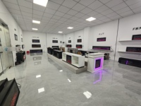 Foyer électronique d'intérieur de 24 pouces de haute qualité avec contrôle de température de flamme simulée en bois pour la décoration intérieure