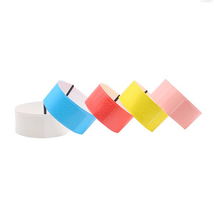 Pulseras todo incluido de silicona lisas baratas a todo color autoadhesivas impermeables - Product Image 2