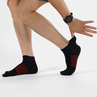 Chaussettes de sport à cinq doigts en maille pour marathon, vente en gros OEM, chaussettes de performance, dropshipping, chaussettes à doigts personnalisées CoolMax