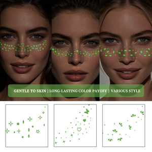 Adesivi Luminosi <span class=keywords><strong>per</strong></span> <span class=keywords><strong>Tatuaggi</strong></span> Facciali, <span class=keywords><strong>Tatuaggi</strong></span> Temporanei con Lentiggini e <span class=keywords><strong>Stelle</strong></span> UV <span class=keywords><strong>per</strong></span> Festival Musicali e Feste Rave - Product Image 5