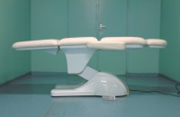 Table de massage de beauté multifonctionnelle et confortable électrique réglable pour salon de beauté pour spa professionnel