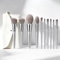 Ensemble de 10 pinceaux de maquillage complet pour le visage avec sac, manche en bois gris argenté, virole en aluminium, poils en nylon, avec sac portable