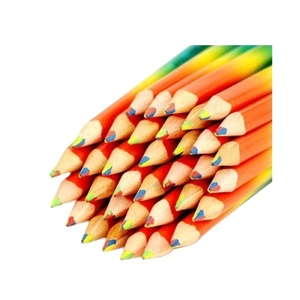 Crayon de couleur arc-en-ciel de 18 cm de haute qualité et écologique avec logo personnalisé - Product Image 1