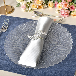 Assiettes <span class=keywords><strong>de</strong></span> présentation transparentes à texture glacée florale, vente en gros d'usine, pour la maison et les fêtes - Product Image 4