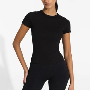 T-shirts pour femmes d'été personnalisés, tendance, de haute qualité, col rond, t-shirts pour femmes en gros, t-shirt court ajusté pour femmes - Product Image 1