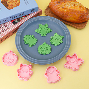 Juego de Cortadores de <span class=keywords><strong>Galletas</strong></span> 3D de Monstruos de Halloween, Moldes de Plástico con Forma de Calabaza y Corazón, Impresión Realista para Hornear <span class=keywords><strong>Galletas</strong></span> - Product Image 3