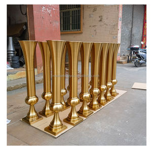 Ваза золотого цвета - Product Image 2