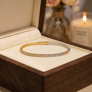 Bracelet tennis en argent 925 avec moissanite taille baguette, finition jaune, bijoux fins, cadeau de mode pour femme, chaîne de poignet - Product Image 5