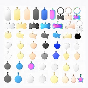 L'étiquette d'identification en métal pour animaux de compagnie en forme de nœud papillon de poisson en forme de coeur d'os en acier inoxydable multicolore étiquette de <span class=keywords><strong>chien</strong></span> anti-perte Le pendentif peut être gravé - Product Image 1