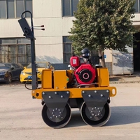 Rouleau compacteur vibratoire à double tambour à moteur de chantier miniature de 0,5 à 0,6 tonne pour le compactage des routes