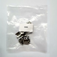 Kit de matériel de frein de haute qualité, pince de plaquette de frein D680 pour SUZUKI