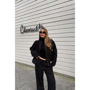 Ensemble de costume noir pour femme avec détail poche - Product Image 4