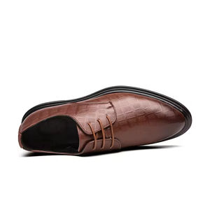 Chaussures de mariage pour hommes en cuir véritable, style italien haut de gamme, imperméables, à enfiler, Oxford, faites à la main, antidérapantes et amortissantes - Product Image 6