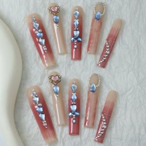 Vente en gros d'ongles artificiels en acrylique haut de gamme faits à la main, faux ongles carrés à couverture complète, dégradé rose, design avec strass, personnalisables. - Product Image 1