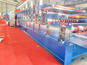 Maquinaria para Fabricar Láminas de Techo de Aluminio, Máquina Formadora de Rollos de Paneles de Techo Corrugados Trapezoidales IBR de Tres Capas - Product Image 4