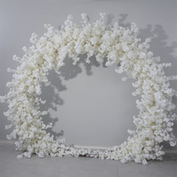 Guirlande de fleurs artificielles en soie réaliste, roses blanches naturelles et verdure, pour arche de mariage, fête des mères, jardin extérieur et scène de célébration