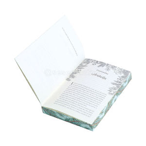 Impresión de Libros de Novelas Románticas Personalizadas, Encuadernación Perfecta, Borde Pulverizado, Edición Especial, Impresión de Bordes Coloridos de Fábrica - Product Image 5