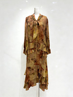Robe longue amincissante à motif uni, col rond, manches longues, coupe ample, taille naturelle, confortable, style vacances, Été 2026