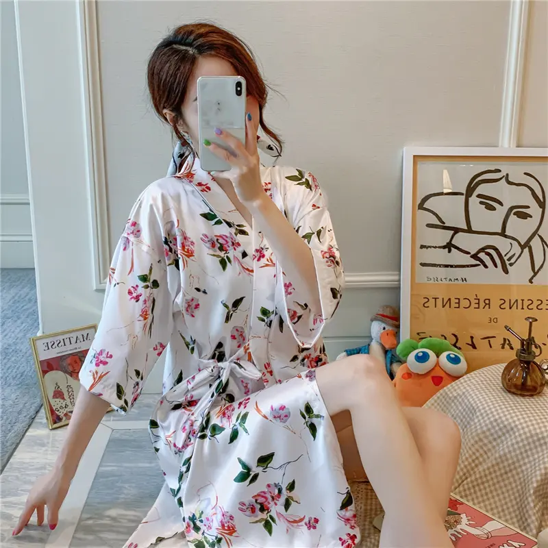 رقيقة ثوب نوم حرير قصيرة الأكمام منتصف طول المرأة باس النوم ثوب الكيمونو الياباني مثير البشكير المرأة homewear