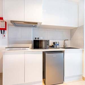 Unidad de cocina de melamina todo en uno personalizada para apartamentos Grifo pequeño de fregadero de armario de madera de origen de fábrica para cocinas de hoteles - Product Image 6