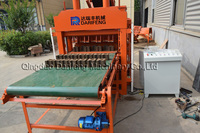 Machine de fabrication de blocs à emboîtement automatique au nigeria machines de fabrication de blocs de terre battue comprimés solides