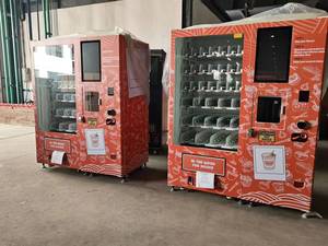 Most Popular Cup Noodles Vending Machine with Hot Water <strong>Dispenser</strong> Supports <strong>Card</strong> Payment - Product Image 2