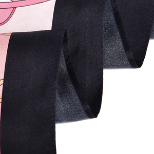 Luxe 100% Mulberry Soie Écharpe pour Femmes Personnalisable Impression Numérique Style Français Foulard De Soie <span class=keywords><strong>Rose</strong></span> Léopard Dot D'été - Product Image 4