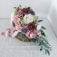Bouquet de mariée en cascade en forme de larme, arrangement de fleurs artificielles pour mariage, thème sombre et décoration pour séance photo