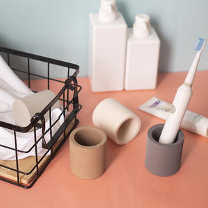 ถ้วยแปรงสีฟันสำหรับใช้ในบ้านที่ใส่แปรงสีฟันแบบซับน้ำได้ - Product Image 4