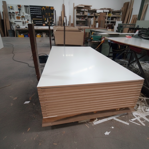 Pannello in Fibra di <span class=keywords><strong>Legno</strong></span> HDF <span class=keywords><strong>Grezzo</strong></span> 1220x2440mm, MDF Bianco E1 12mm/15mm/18mm per Mobili Moderni - Product Image 1