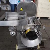 Machine de processus de viande de poisson Machine automatique de retrait d'os de poisson Broyeur d'os de poisson congelé
