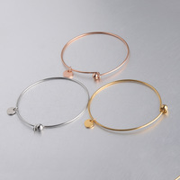 Brazalete Expandible de Acero Inoxidable Chapado en Oro de 18K B78T con Dije Redondo Extraíble, Joyería DIY Impermeable para Mujer