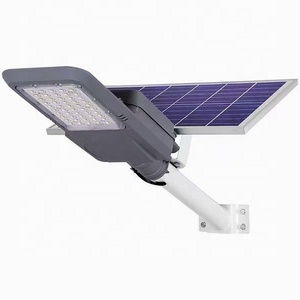 Lampadaire solaire LED 400W avec capteur PIR grand angle, corps en aluminium IP65 pour l'éclairage de jardin et de paysage, alimenté par batterie - Product Image 3