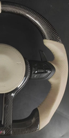 Volant en fibre de carbone avec cuir perforé beige pour couleur de surpiqûre personnalisée pour la mise à niveau des séries M et F