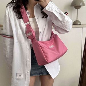 Nuevo Bolso Bandolera de Nylon con Cierre, para Mujer, Moderno, Capacidad de 1-1.9L, Ecológico, Casual, Versátil, Estilo Candy - Product Image 2