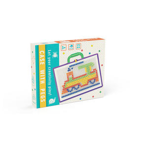 Juego de 272 Piezas de Mosaico Creativo con Tablero de Clavijas, Estuche de Transporte, Rompecabezas Educativo para Niños de 3+ Años - Product Image 1