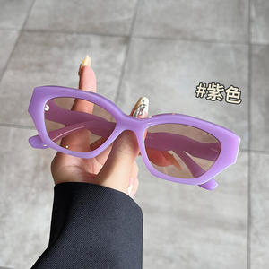 Gafas de sol negras con montura irregular para mujer, montura de PC, lentes Ac, protección Uv400, tipo 3, parasoles H3 20216 - Product Image 3